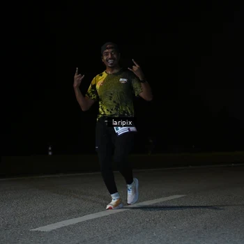 Runner Photo 7589648