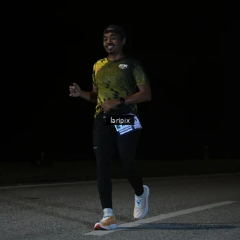 Runner Photo 7589656