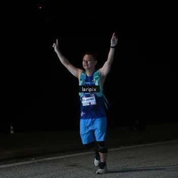 Runner Photo 7589675