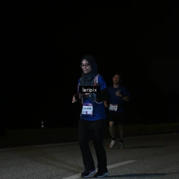 Runner Photo 7589679