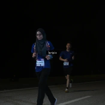 Runner Photo 7589685