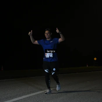 Runner Photo 7589695