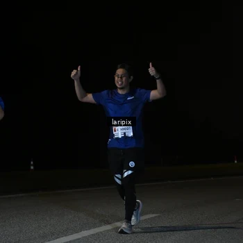 Runner Photo 7589702