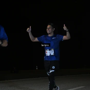 Runner Photo 7589706
