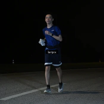 Runner Photo 7589713