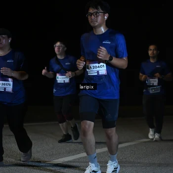 Runner Photo 7589733