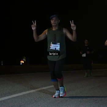 Runner Photo 7589745