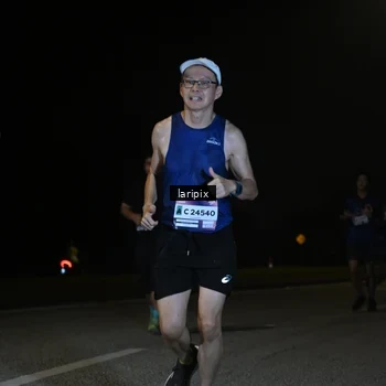 Runner Photo 7589754