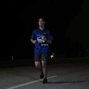 Runner Photo 7589766