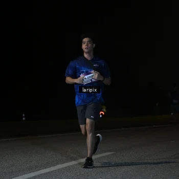 Runner Photo 7589767