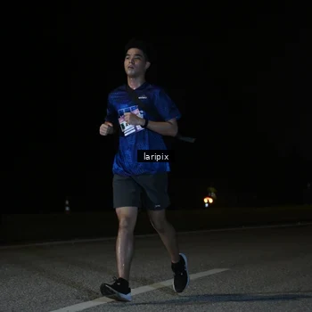 Runner Photo 7589769