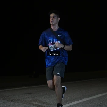 Runner Photo 7589775