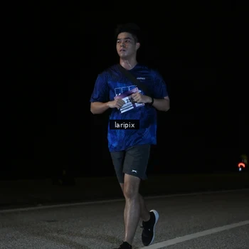 Runner Photo 7589776