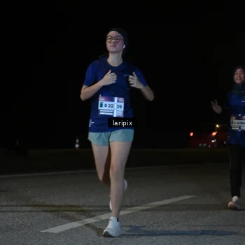 Runner Photo 7589798
