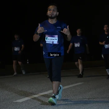 Runner Photo 7589814