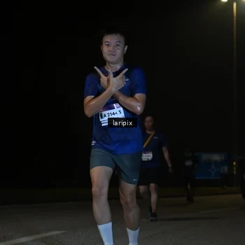 Runner Photo 7589838