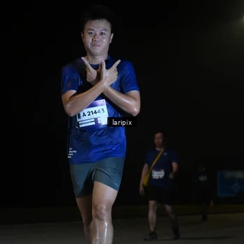 Runner Photo 7589842