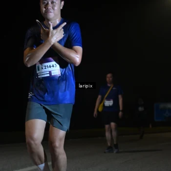 Runner Photo 7589844