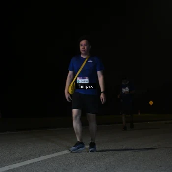 Runner Photo 7589854
