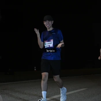 Runner Photo 7589886