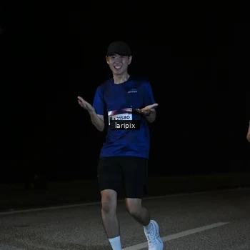 Runner Photo 7589887