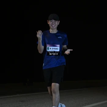 Runner Photo 7589893