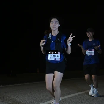 Runner Photo 7589899