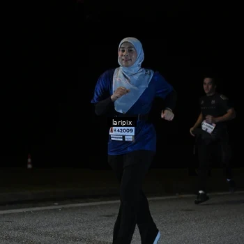Runner Photo 7589914