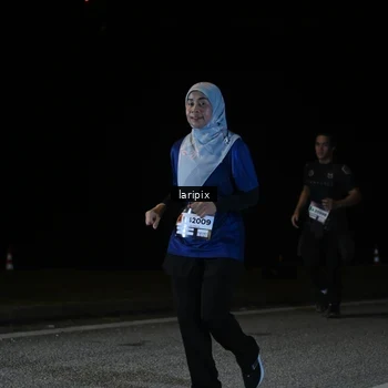 Runner Photo 7589916