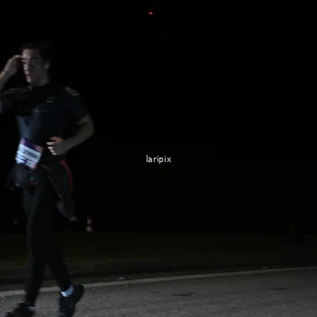 Runner Photo 7589925
