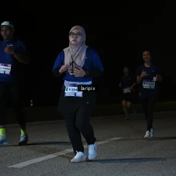 Runner Photo 7589939