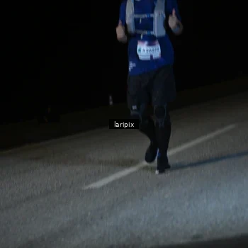 Runner Photo 7589997