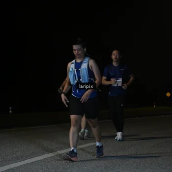 Runner Photo 7589999