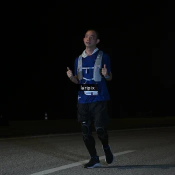 Runner Photo 7590002