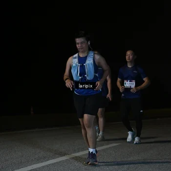 Runner Photo 7590006