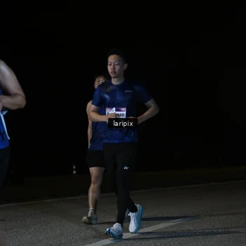 Runner Photo 7590007