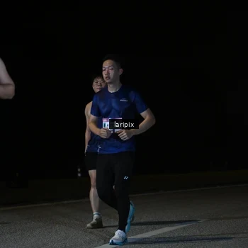 Runner Photo 7590008