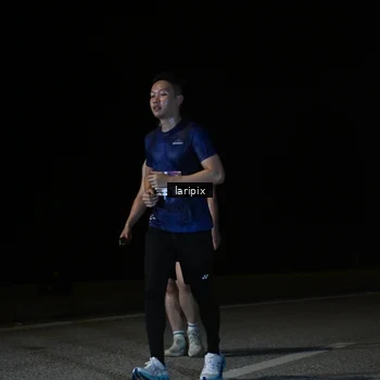 Runner Photo 7590013