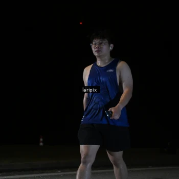 Runner Photo 7590014