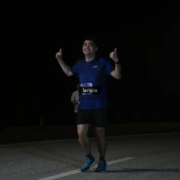 Runner Photo 7590030