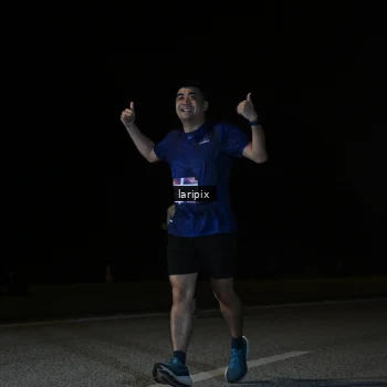 Runner Photo 7590039