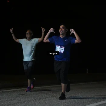 Runner Photo 7590045