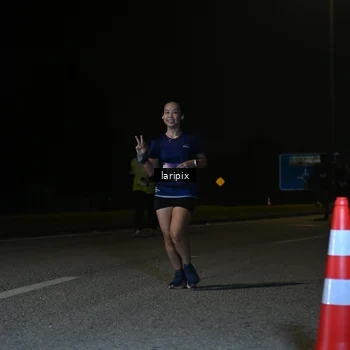 Runner Photo 7590054