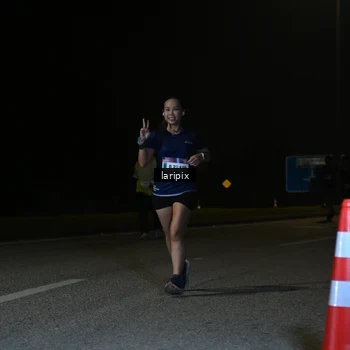 Runner Photo 7590056