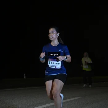 Runner Photo 7590068