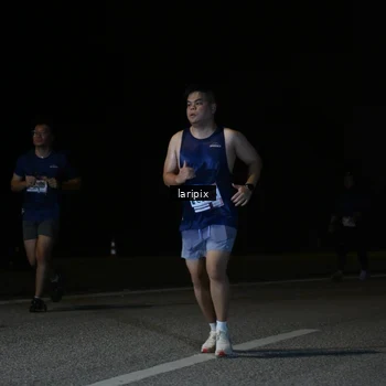 Runner Photo 7590092