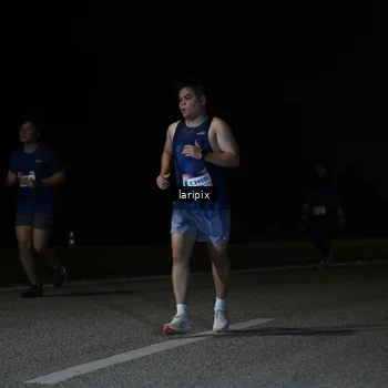 Runner Photo 7590093