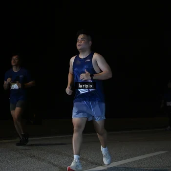 Runner Photo 7590095