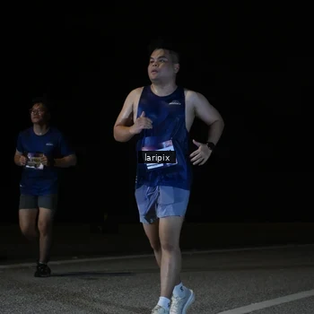 Runner Photo 7590099