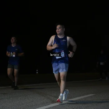 Runner Photo 7590104